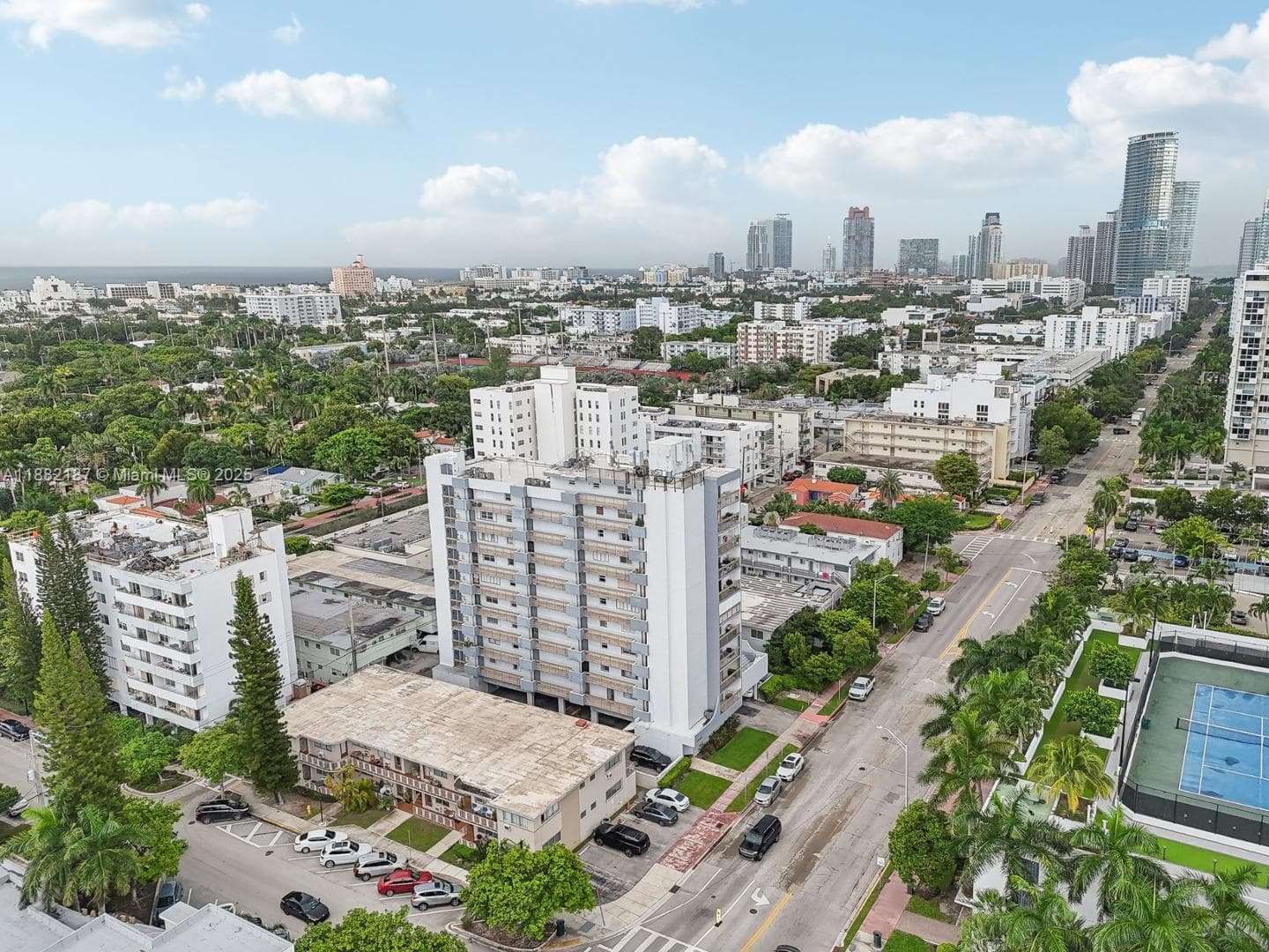 A11882187 — Miami Beach — 28