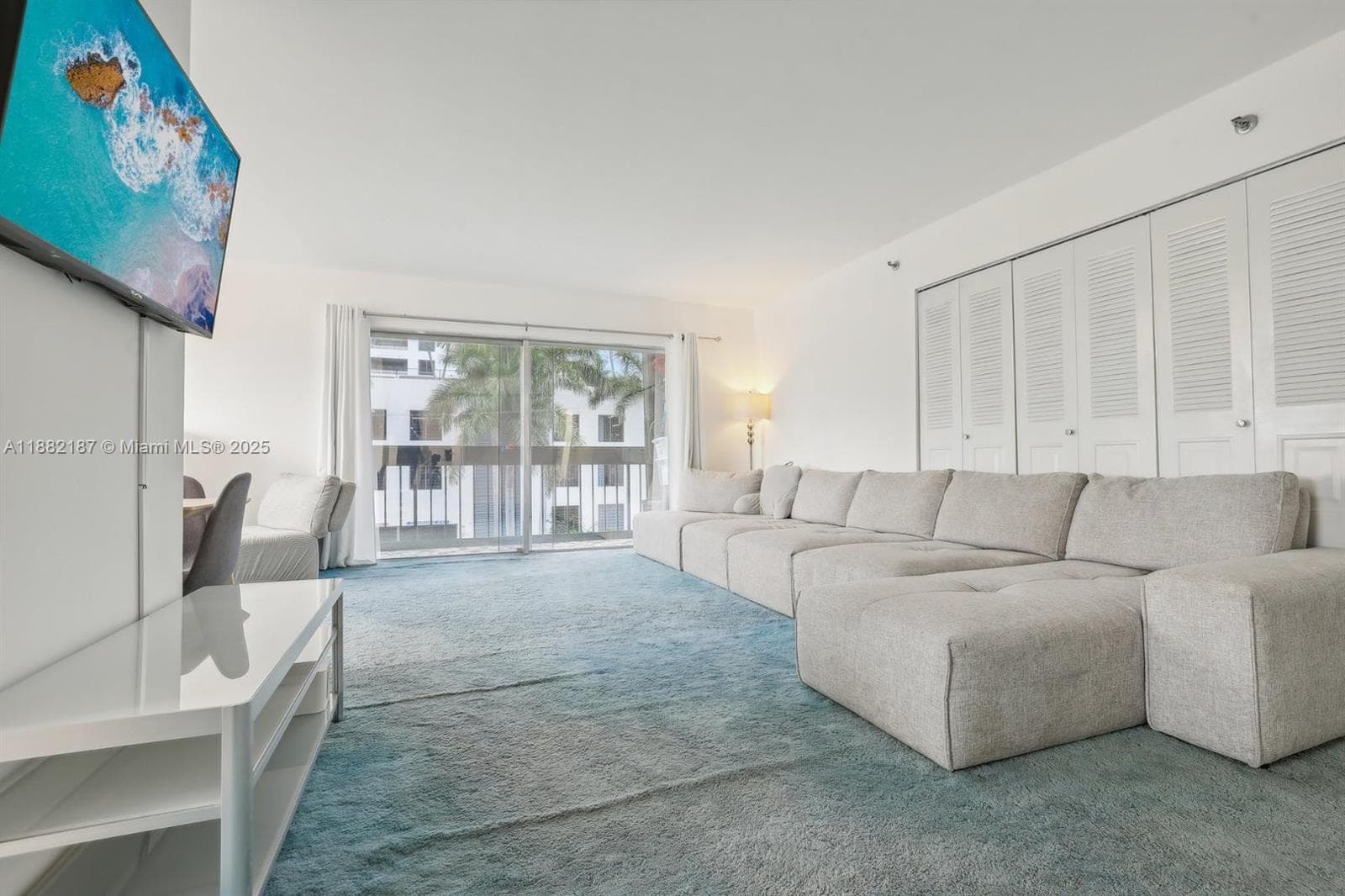 A11882187 — Miami Beach — 5