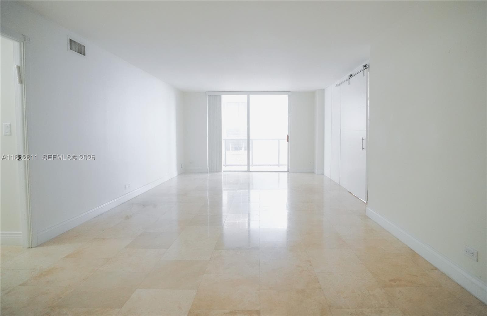 A11882811 — Miami Beach — 7