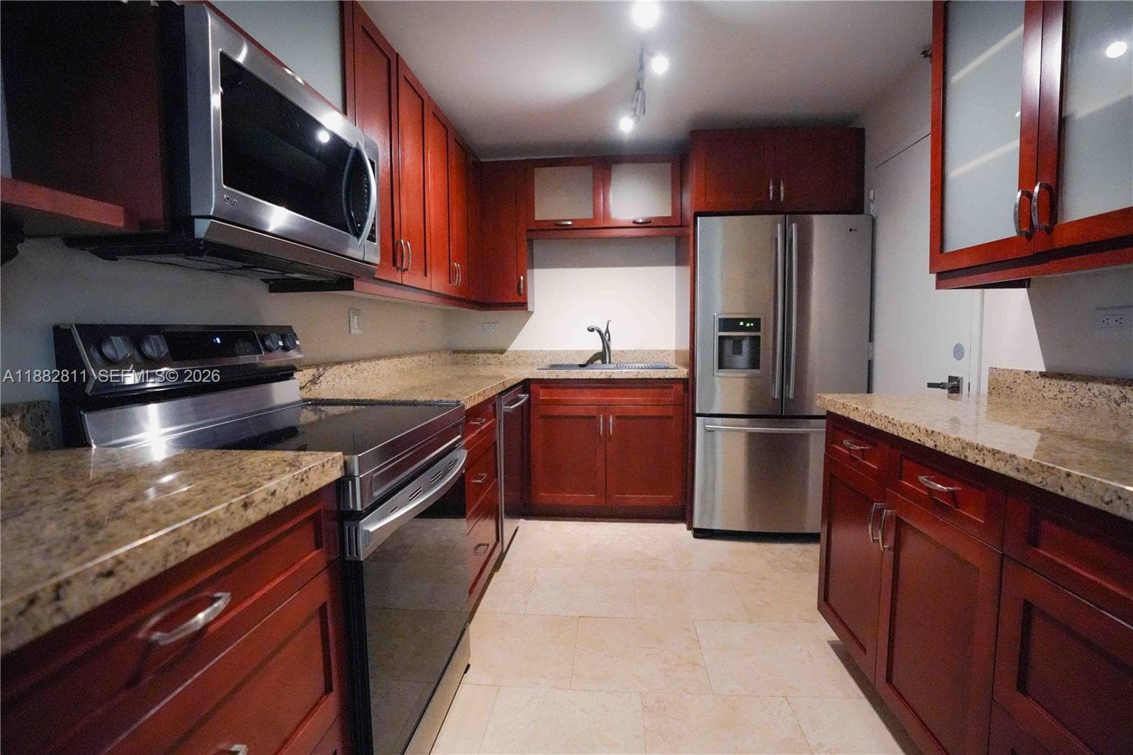 A11882811 — Miami Beach — 4