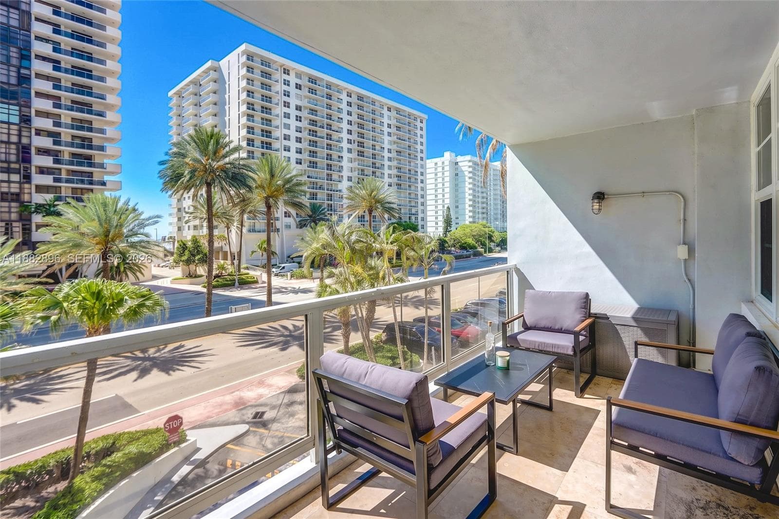 A11882896 — Miami Beach — 6