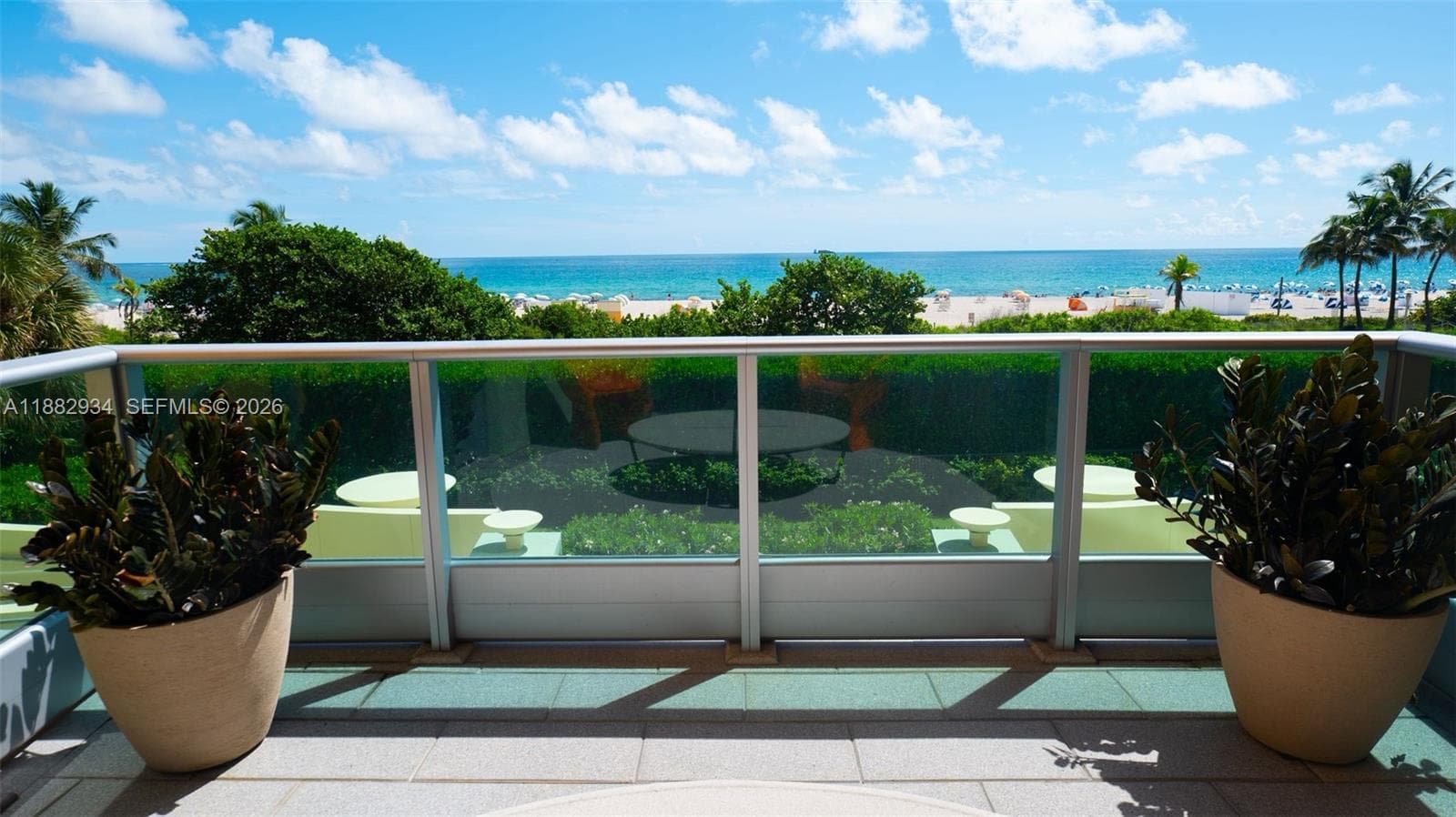 A11882934 — Miami Beach — 30