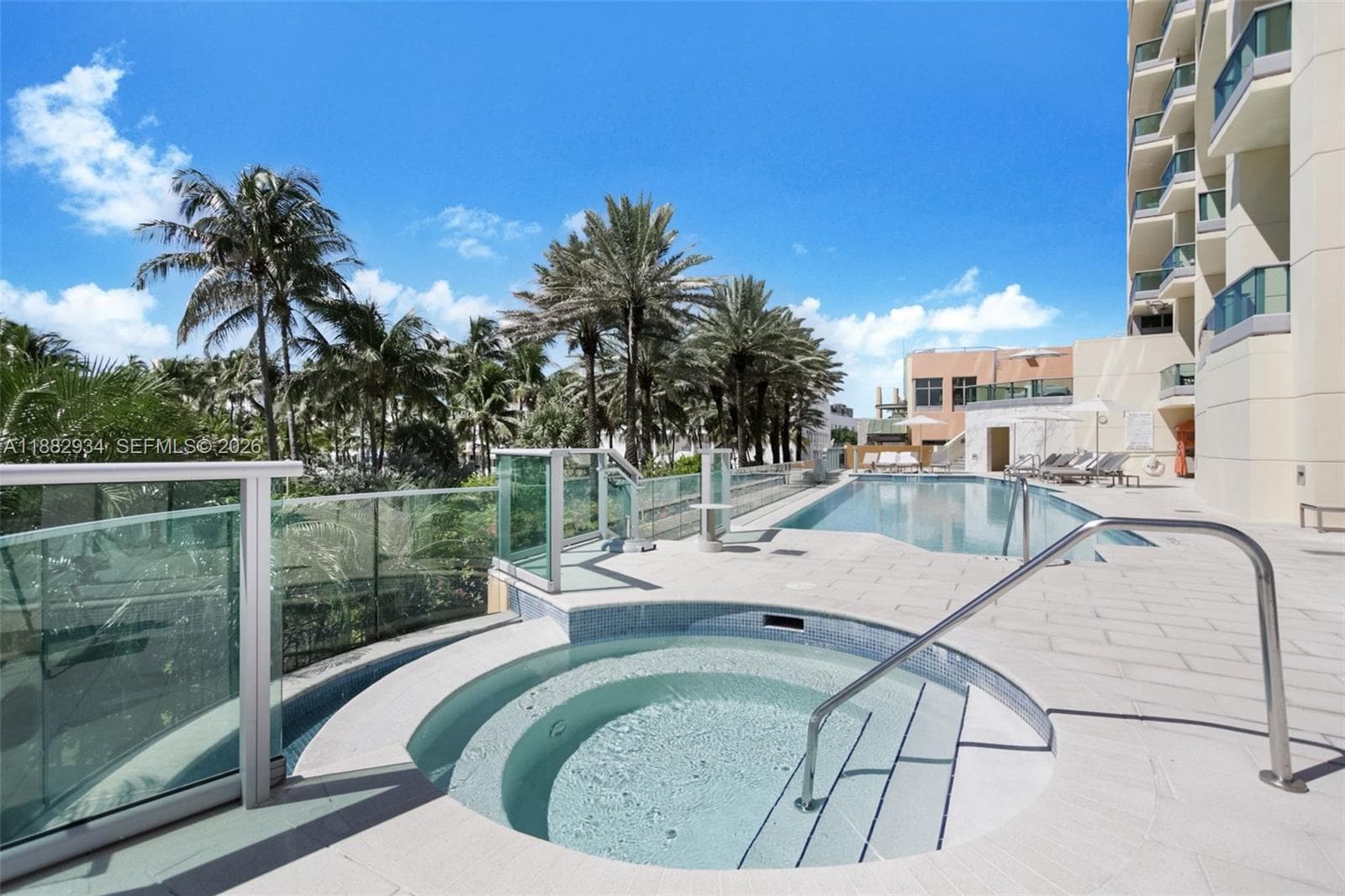 A11882934 — Miami Beach — 35
