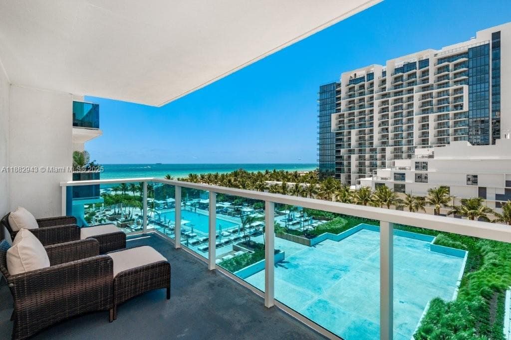 A11882943 — Miami Beach — 4