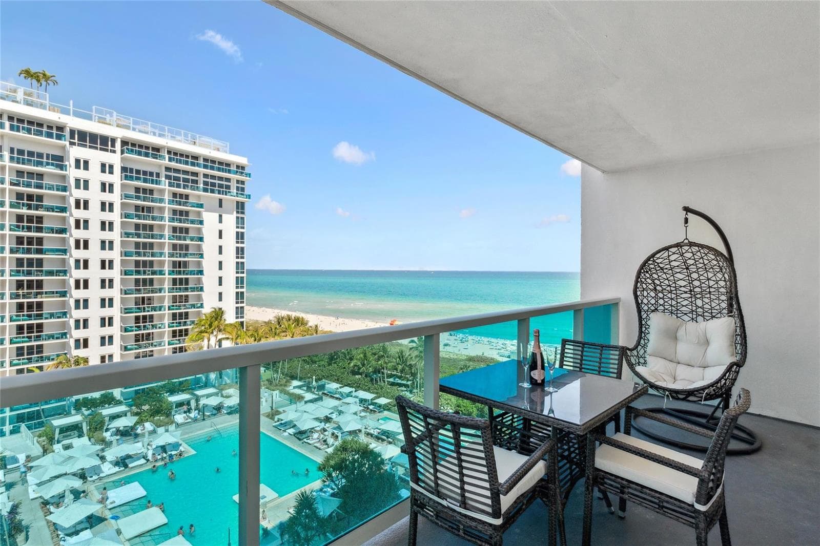 F10528112 — Miami Beach