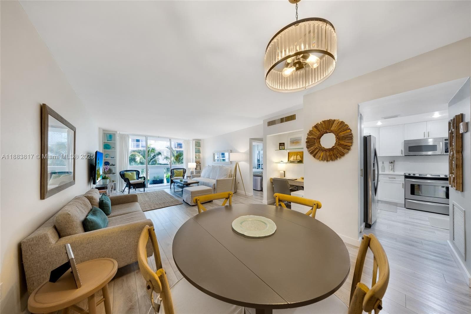 A11883817 — Miami Beach — 7