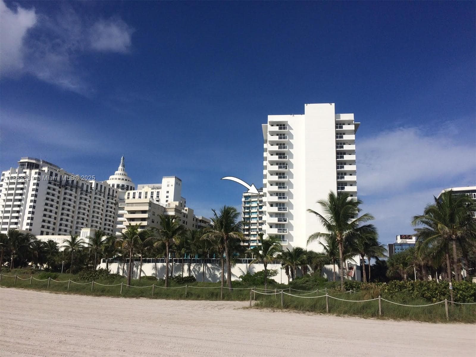 A11883831 — Miami Beach — 36