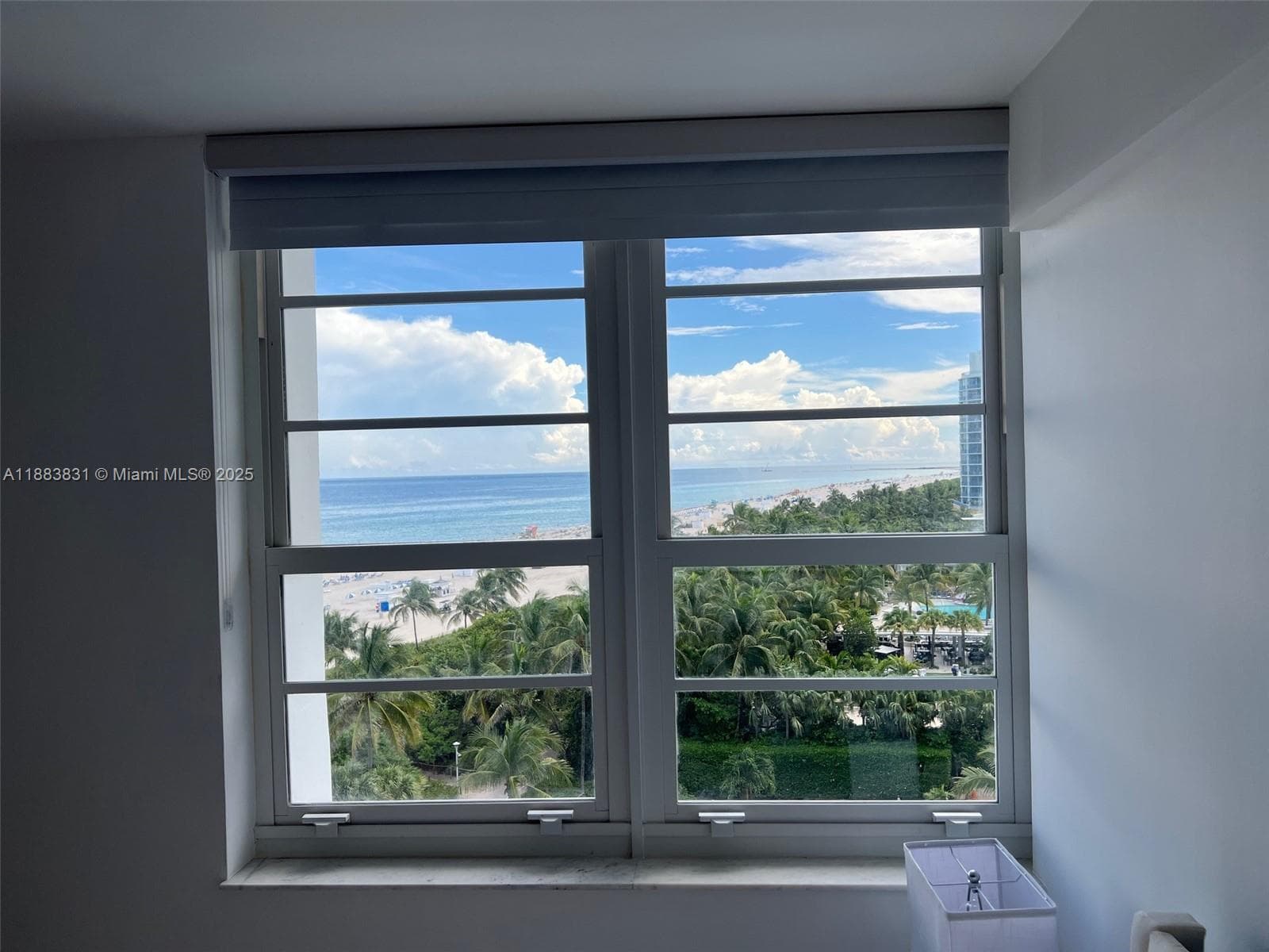 A11883831 — Miami Beach — 31