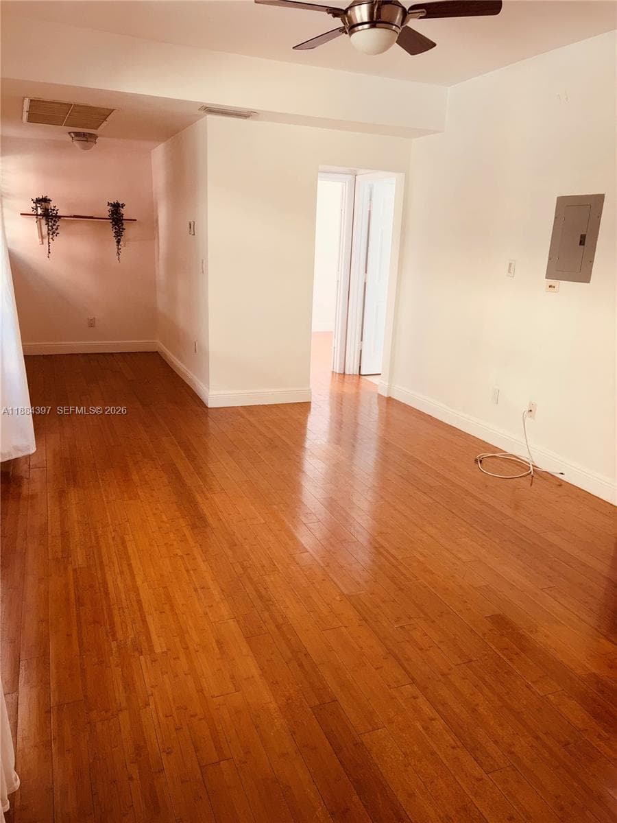 A11884397 — Miami Beach — 5