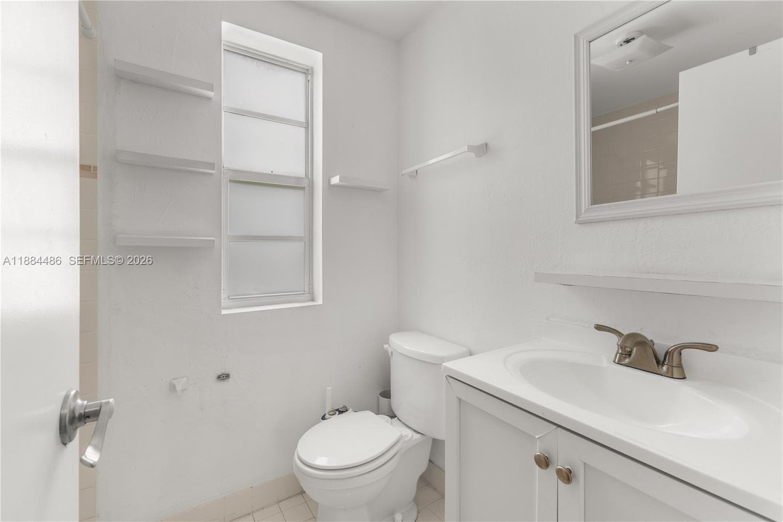 A11884486 — Miami Beach — 18