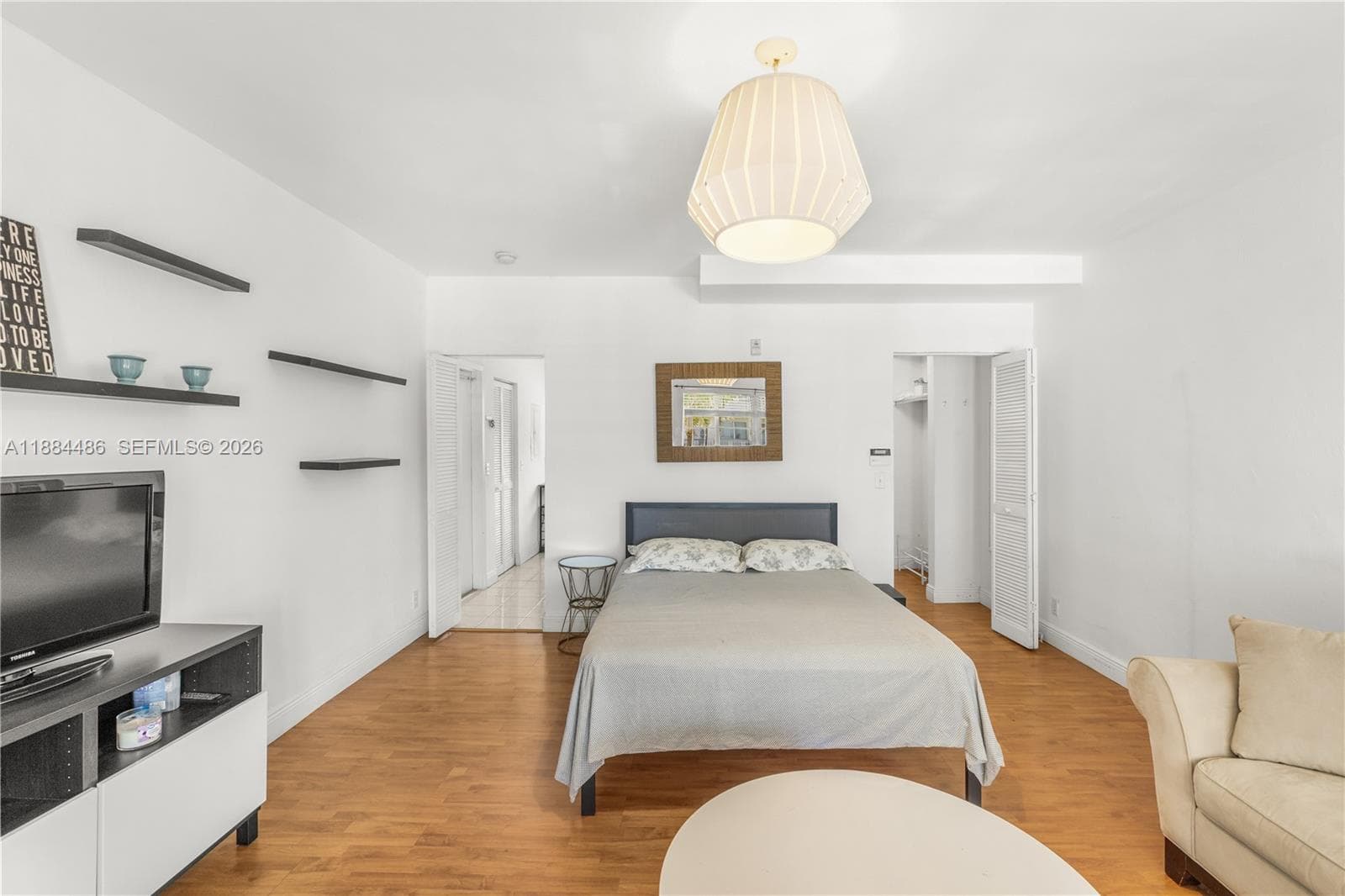 A11884486 — Miami Beach — 11