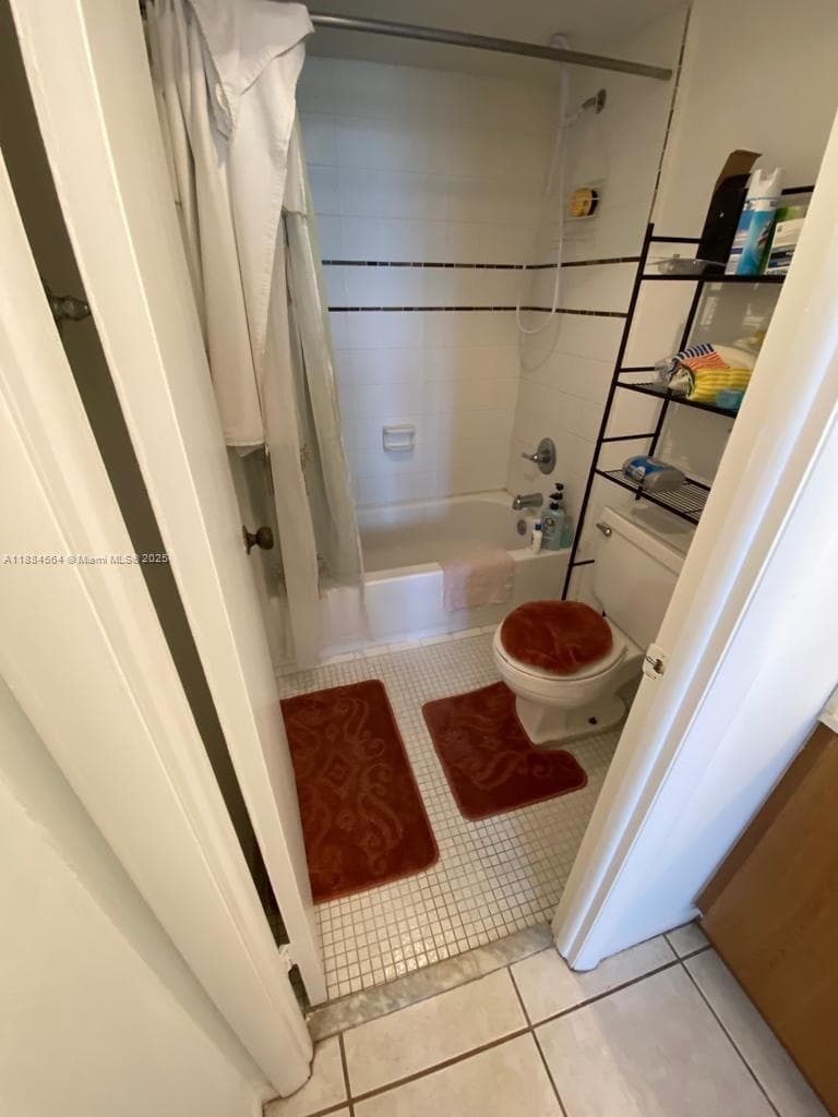A11884564 — Miami Beach — 6