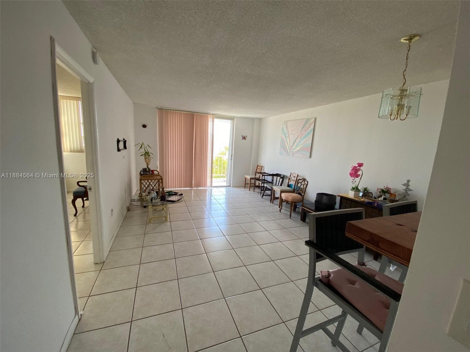 A11884564 — Miami Beach — 5