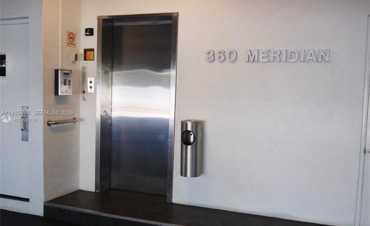 A11885930 — Miami Beach — 2
