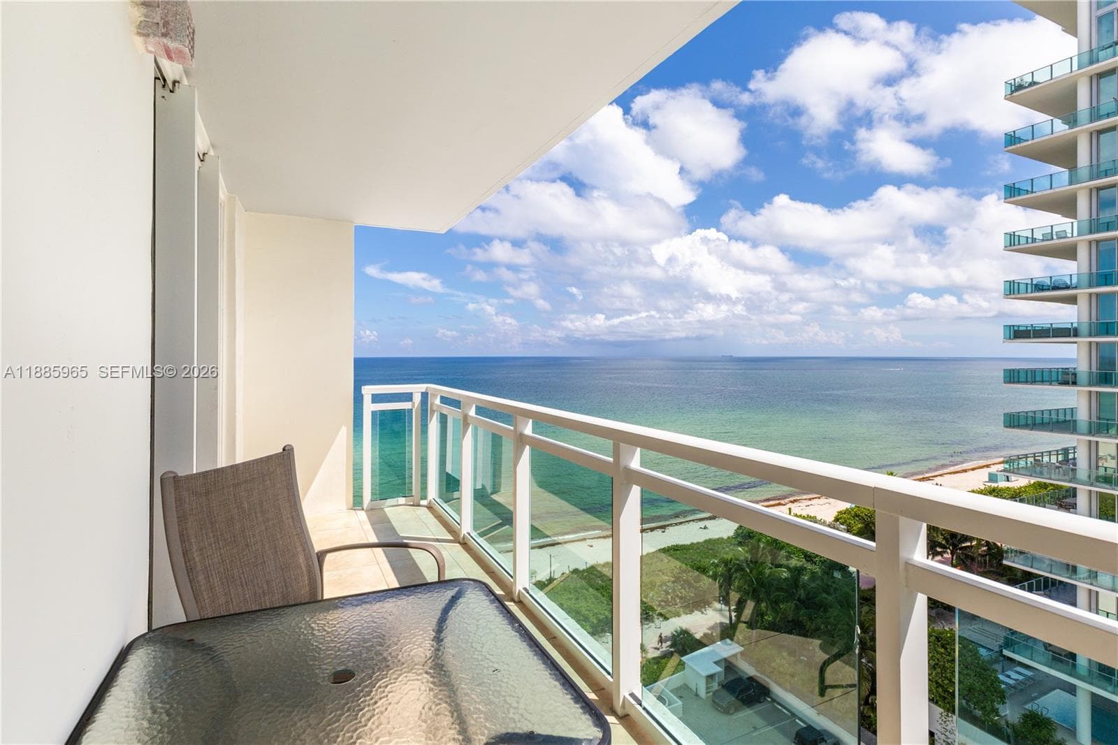 A11885965 — Miami Beach — 32