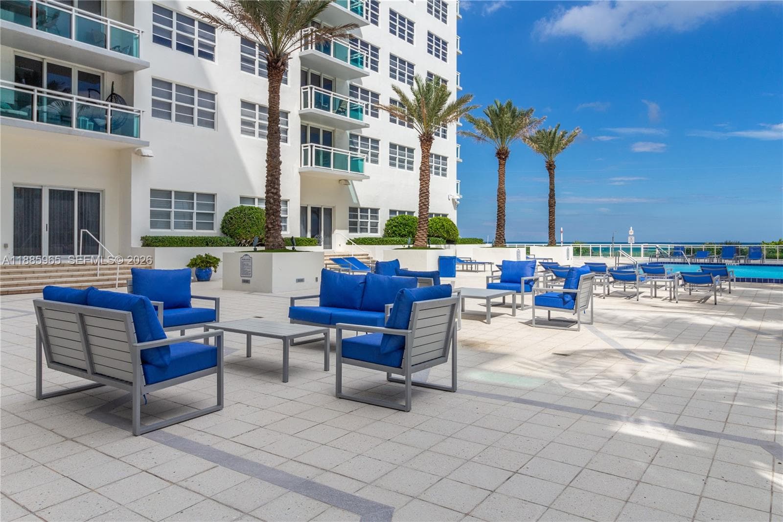 A11885965 — Miami Beach — 51
