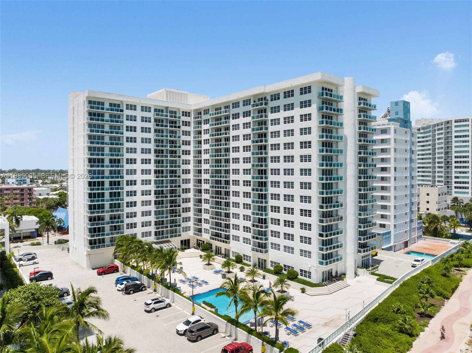 A11885965 — Miami Beach — 37