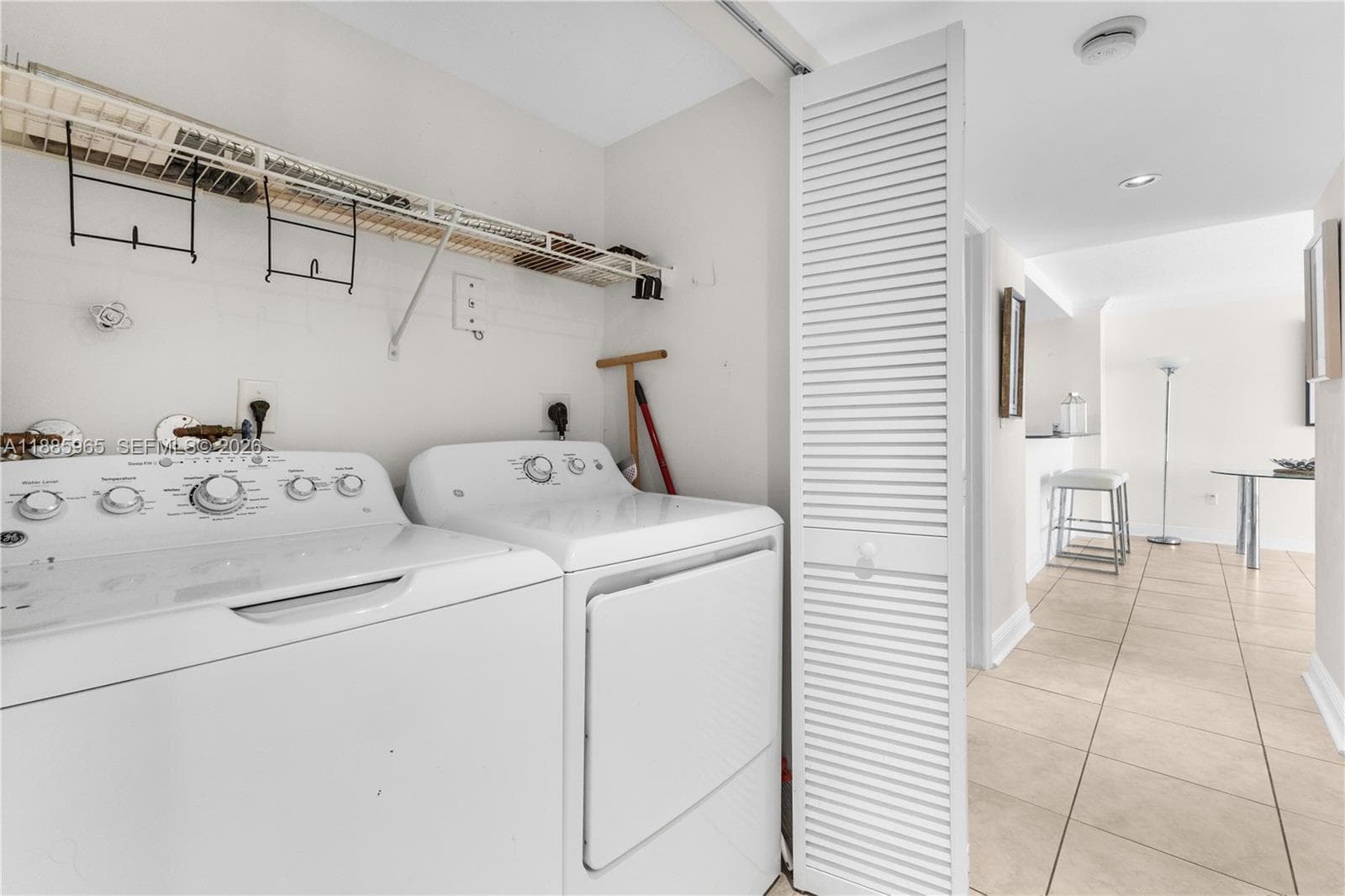 A11885965 — Miami Beach — 25