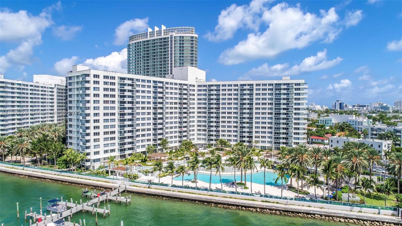 A11886005 — Miami Beach — 3