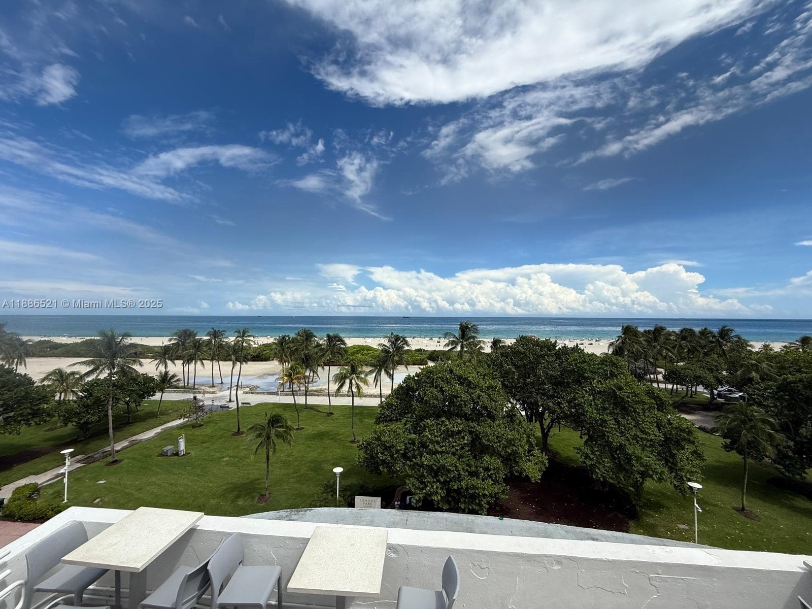 A11886521 — Miami Beach — 9