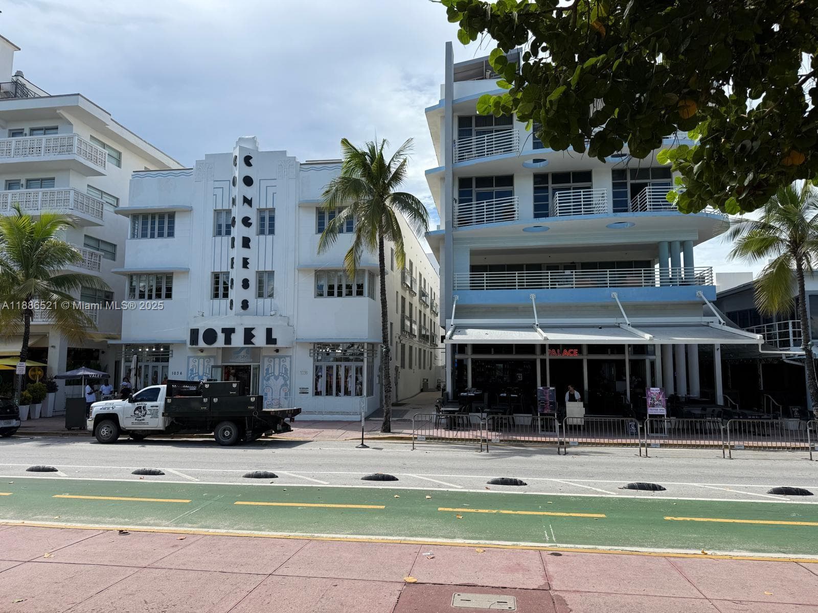A11886521 — Miami Beach — 11