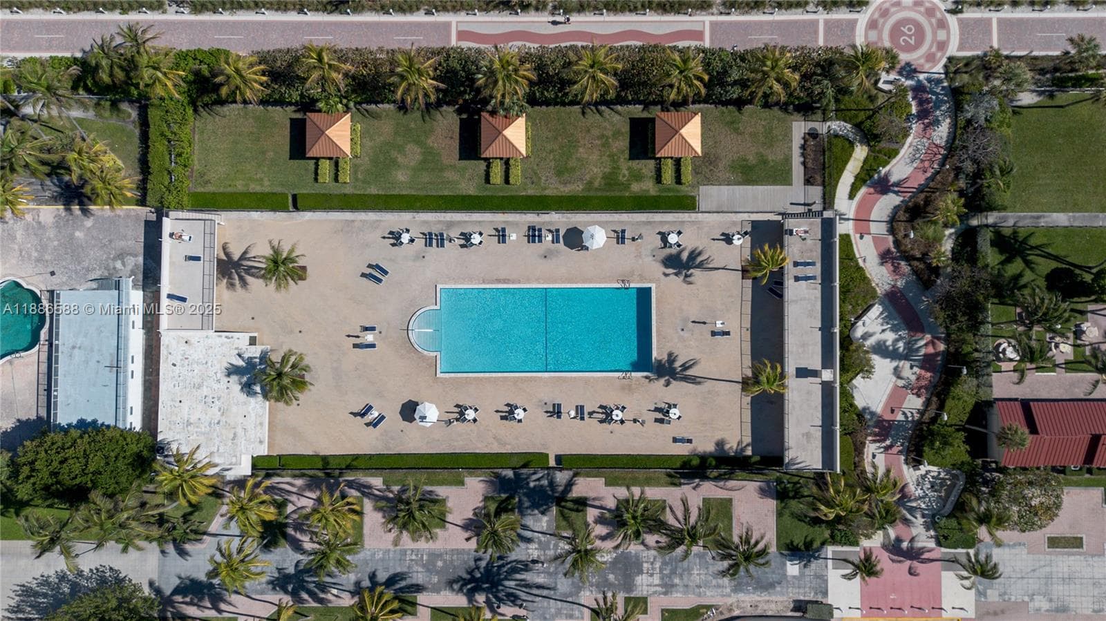 A11886588 — Miami Beach — 26