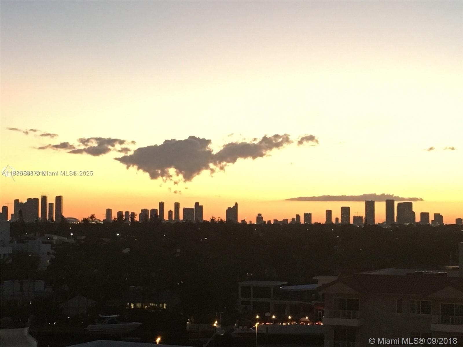 A11886588 — Miami Beach — 29