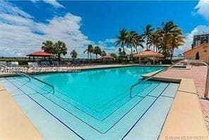 A11887001 — Miami Beach — 24
