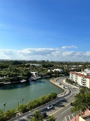 A11887001 — Miami Beach — 19