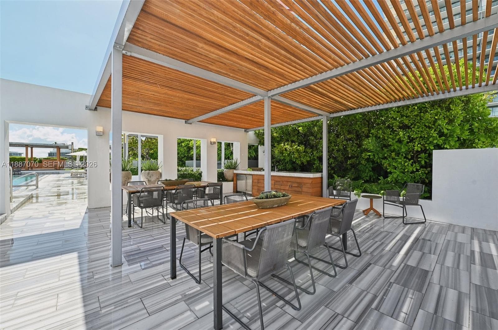 A11887070 — Miami Beach — 65