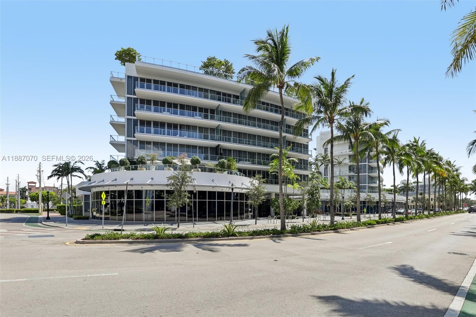 A11887070 — Miami Beach — 37
