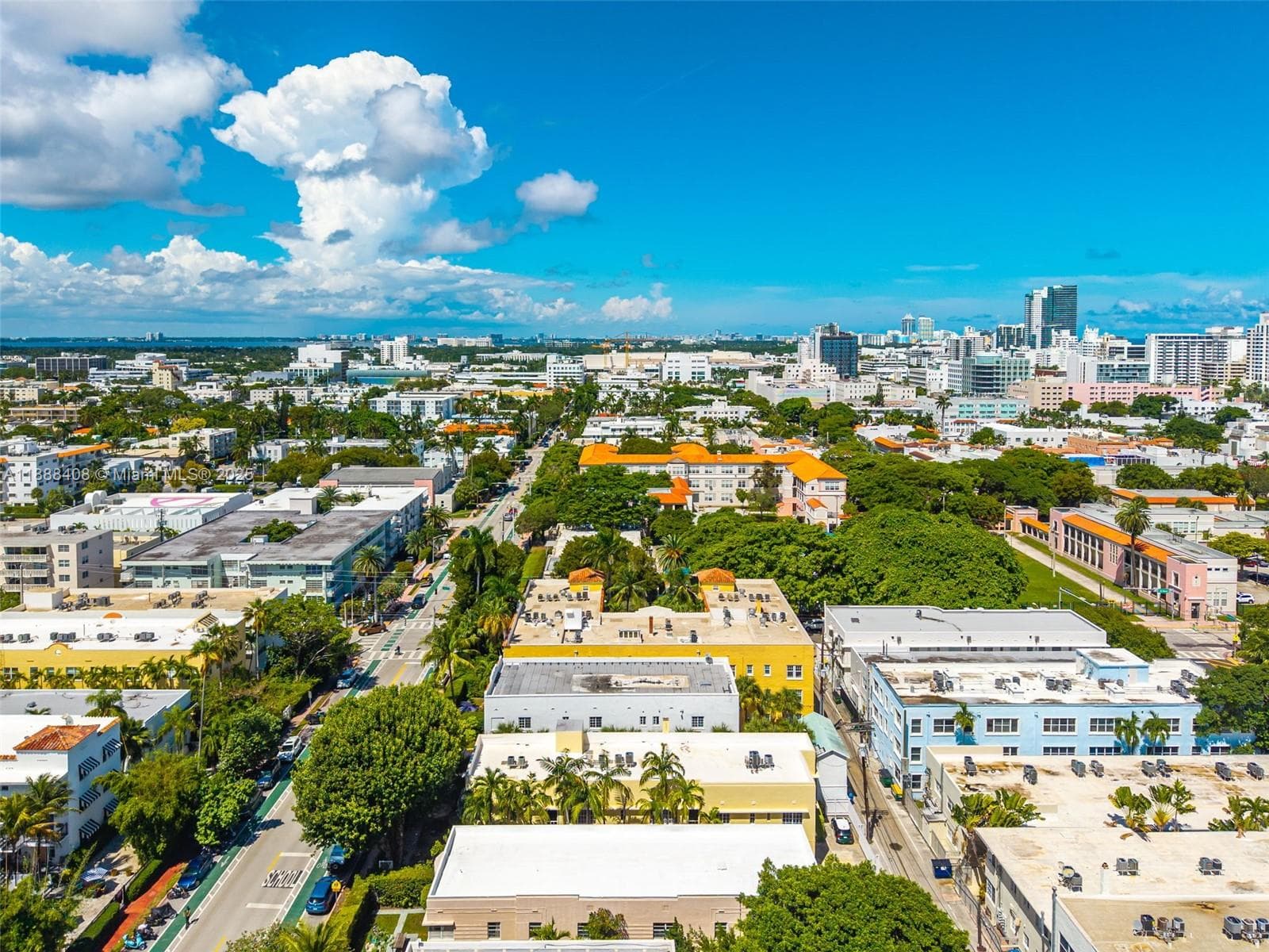 A11888408 — Miami Beach — 13