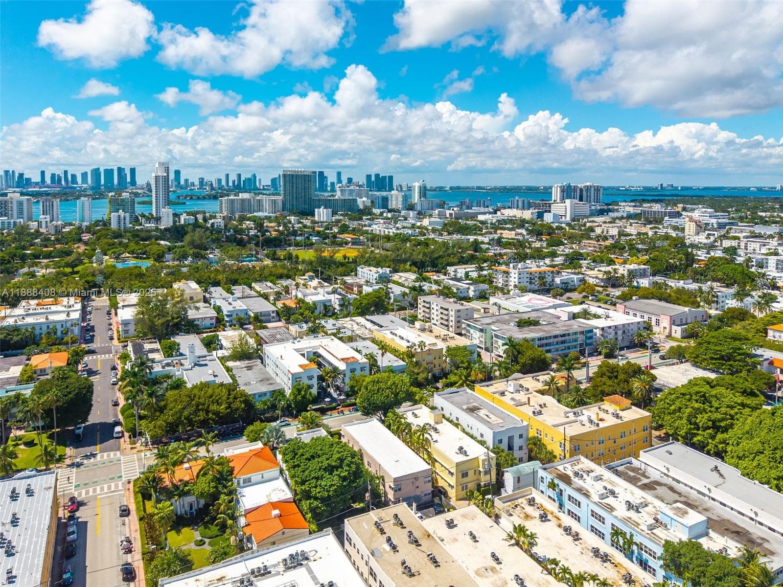 A11888408 — Miami Beach — 22