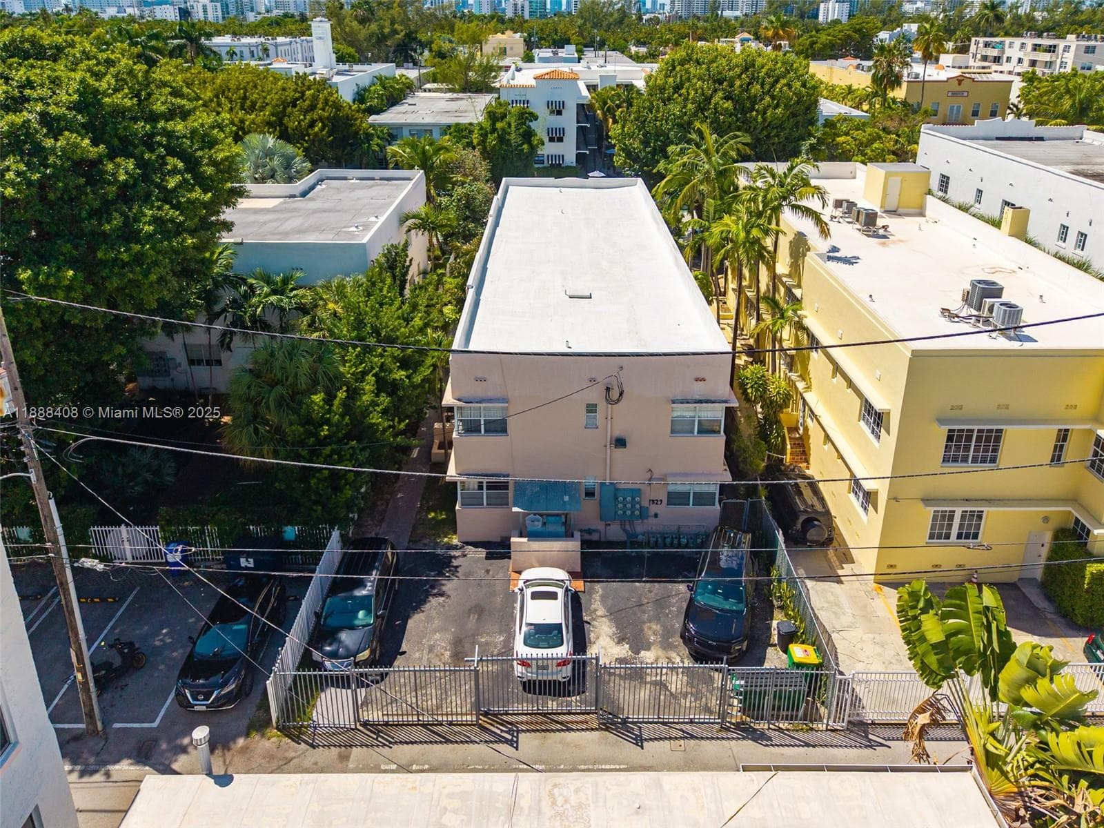 A11888408 — Miami Beach — 5