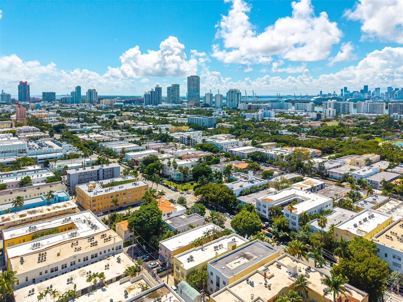 A11888408 — Miami Beach — 20