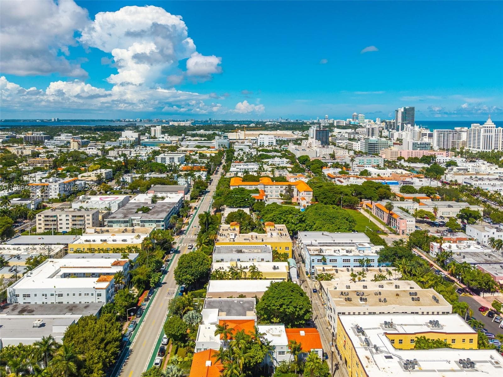 A11888408 — Miami Beach — 24