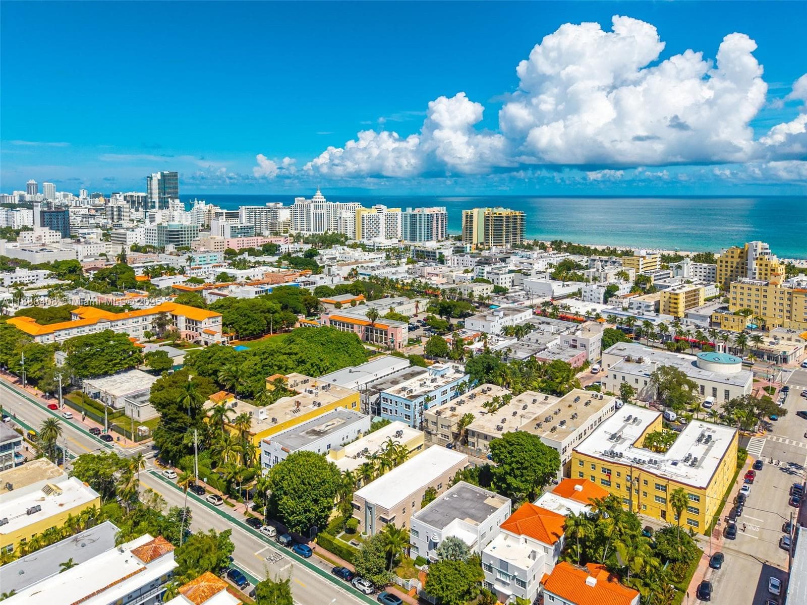 A11888408 — Miami Beach — 14