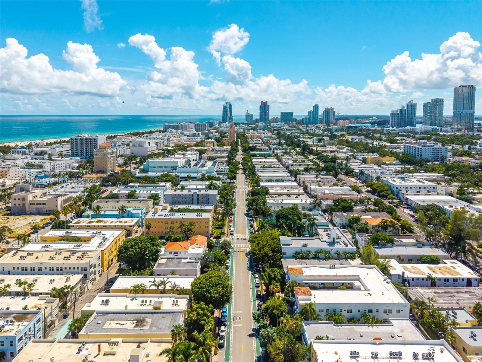 A11888408 — Miami Beach — 19