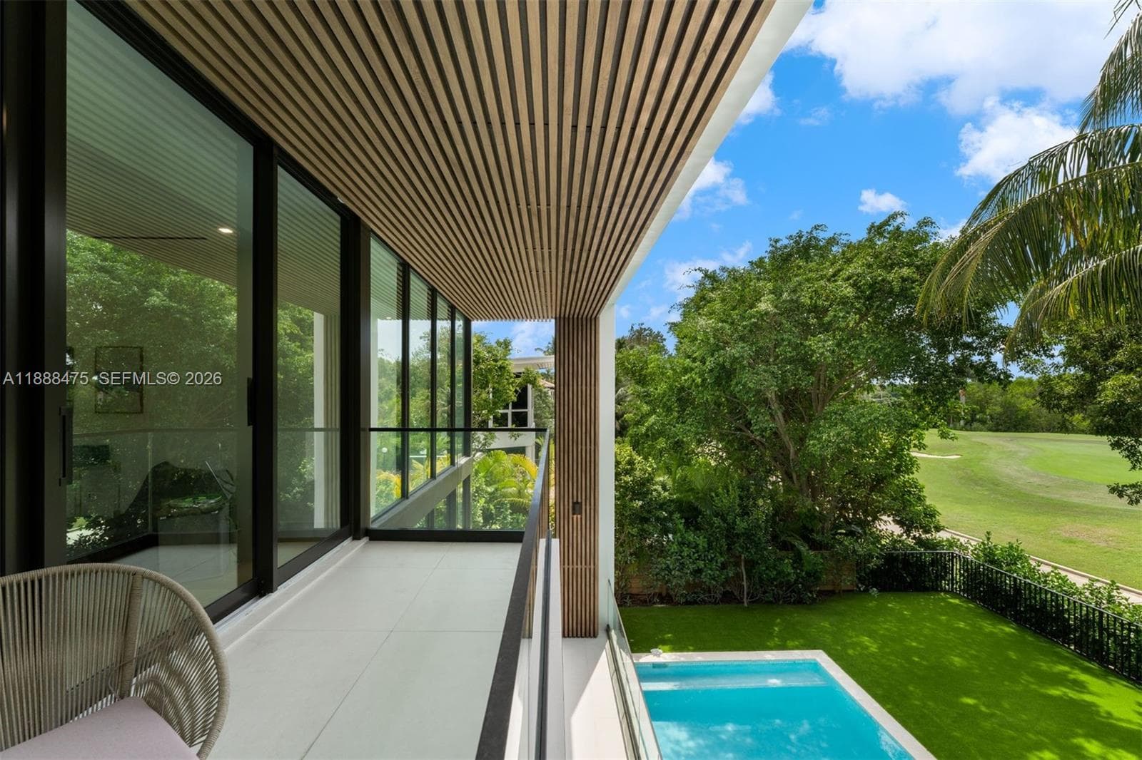A11888475 — Miami Beach — 23