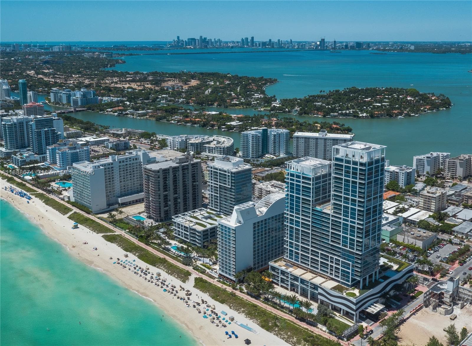 A11888674 — Miami Beach — 3