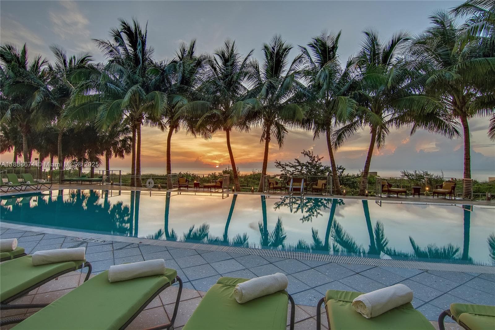 A11888674 — Miami Beach — 35