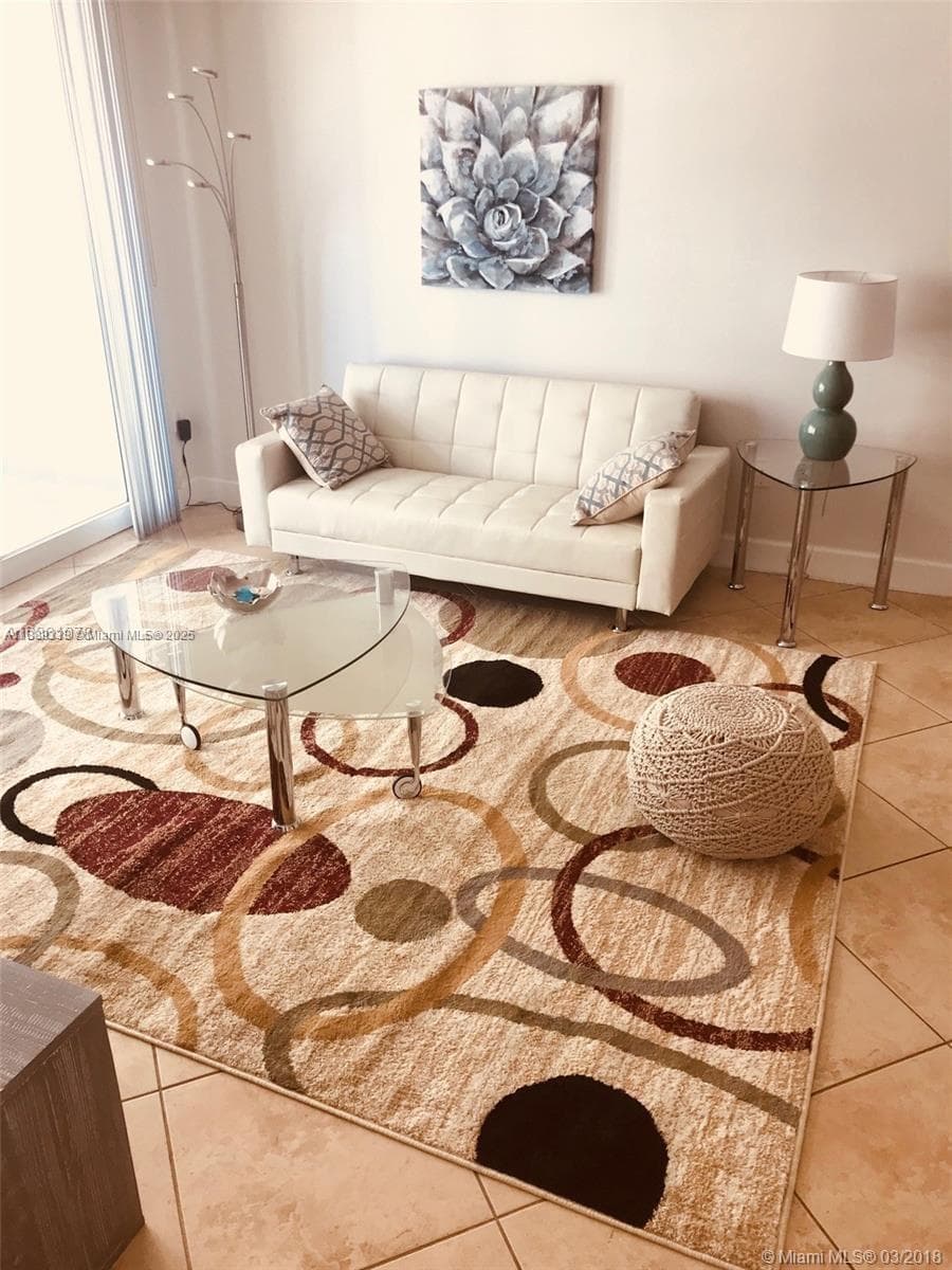 A11889333 — Miami Beach — 7