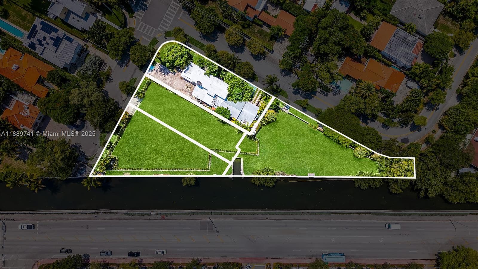 A11889741 — Miami Beach — 14
