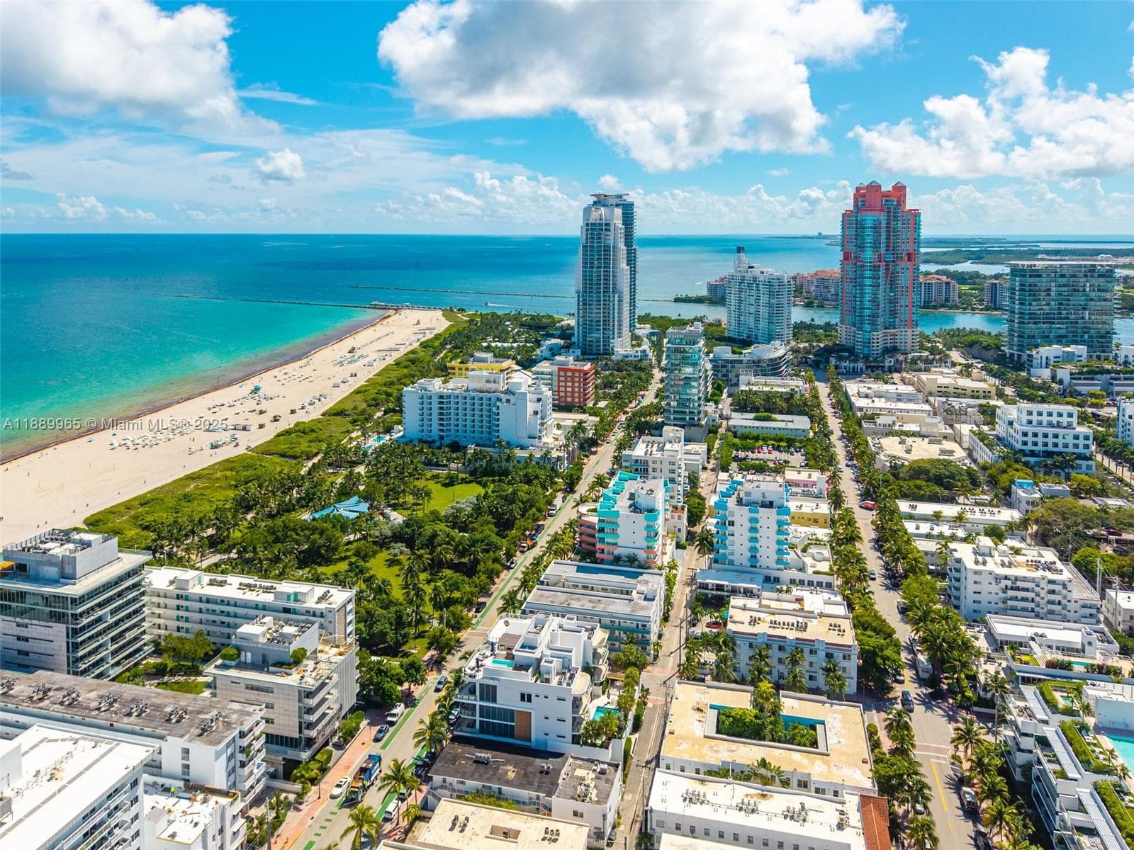 A11889965 — Miami Beach — 30