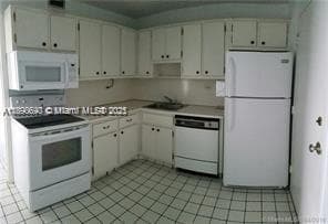 A11890690 — Miami Beach — 20