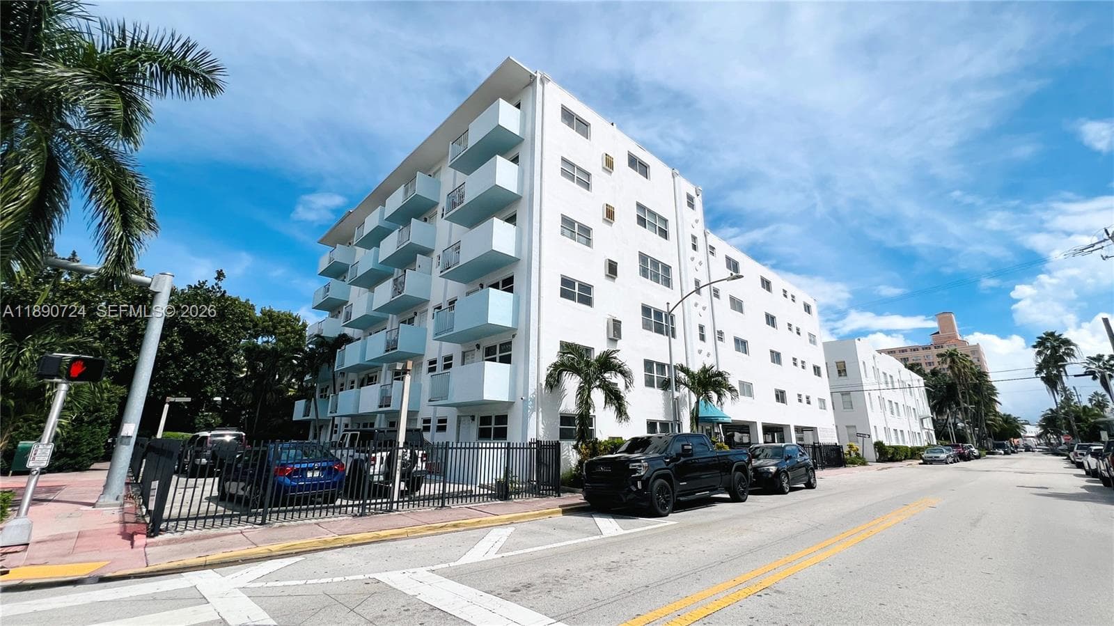 A11890724 — Miami Beach