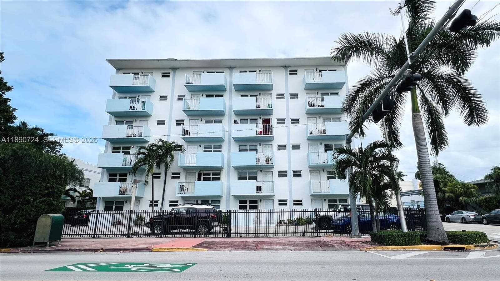 A11890724 — Miami Beach — 20