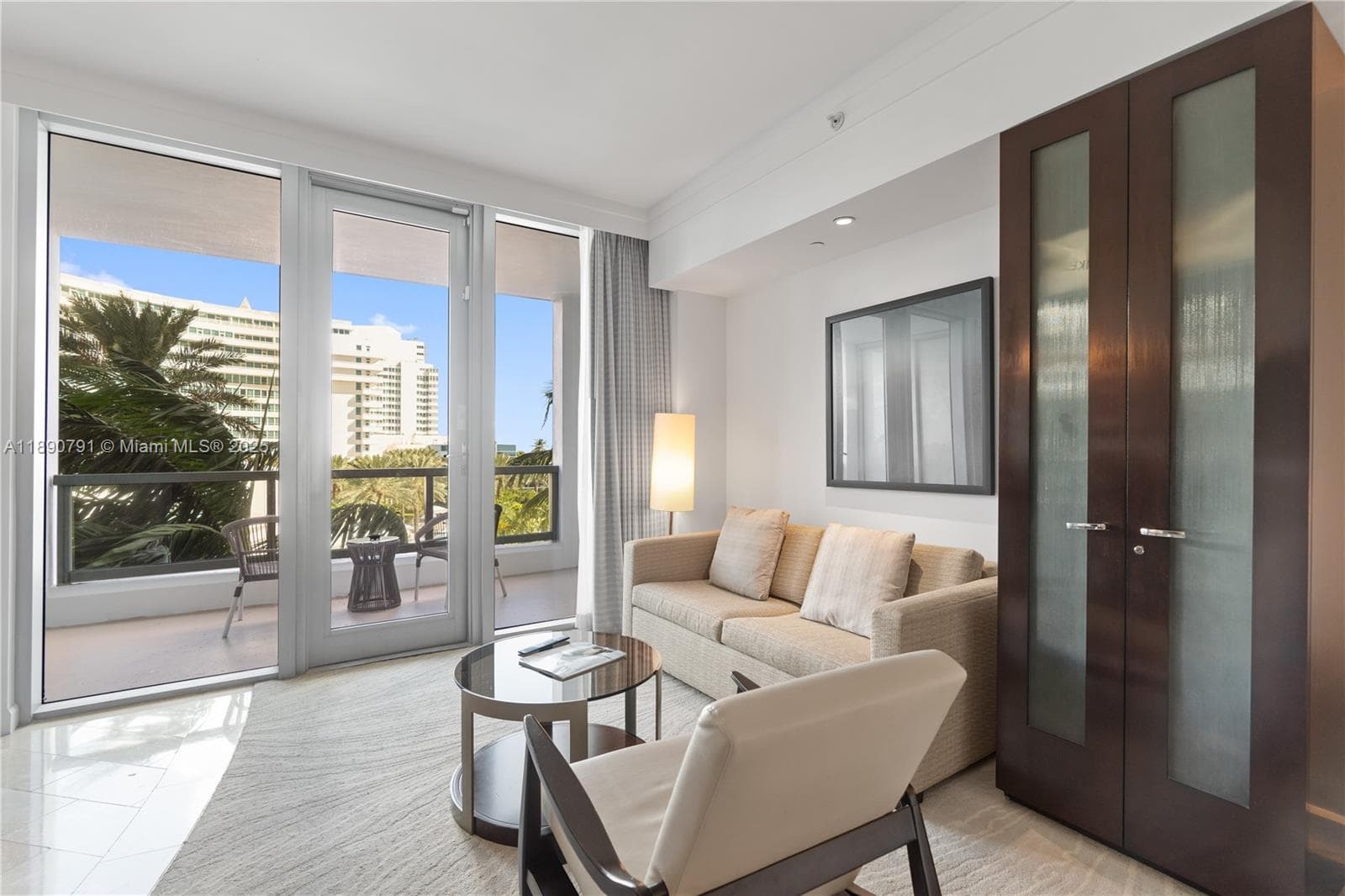 A11890791 — Miami Beach — 9