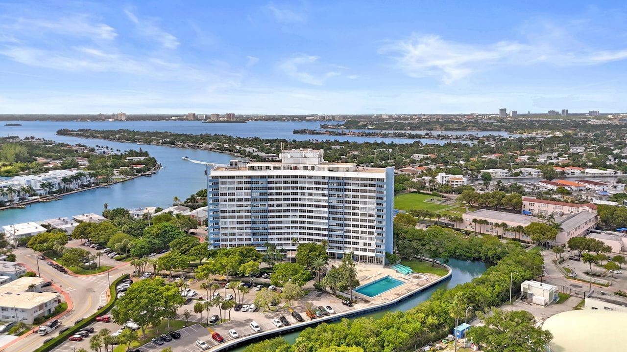 F10530295 — Miami Beach — 5