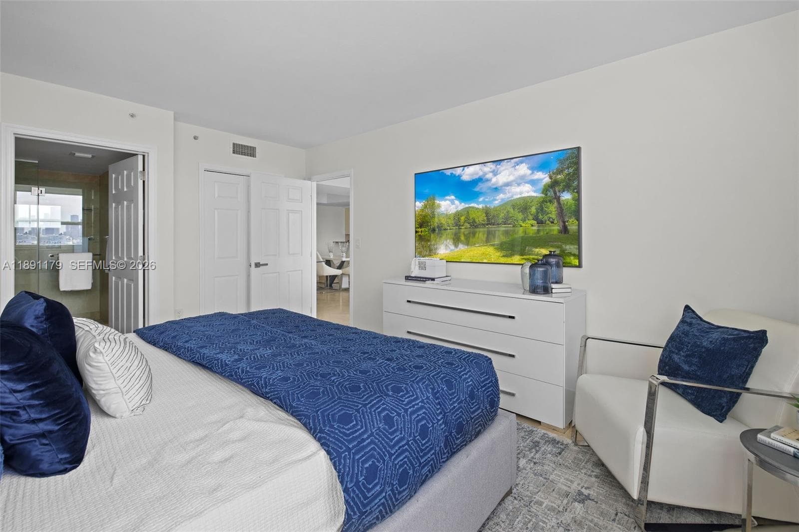 A11891179 — Miami Beach — 18